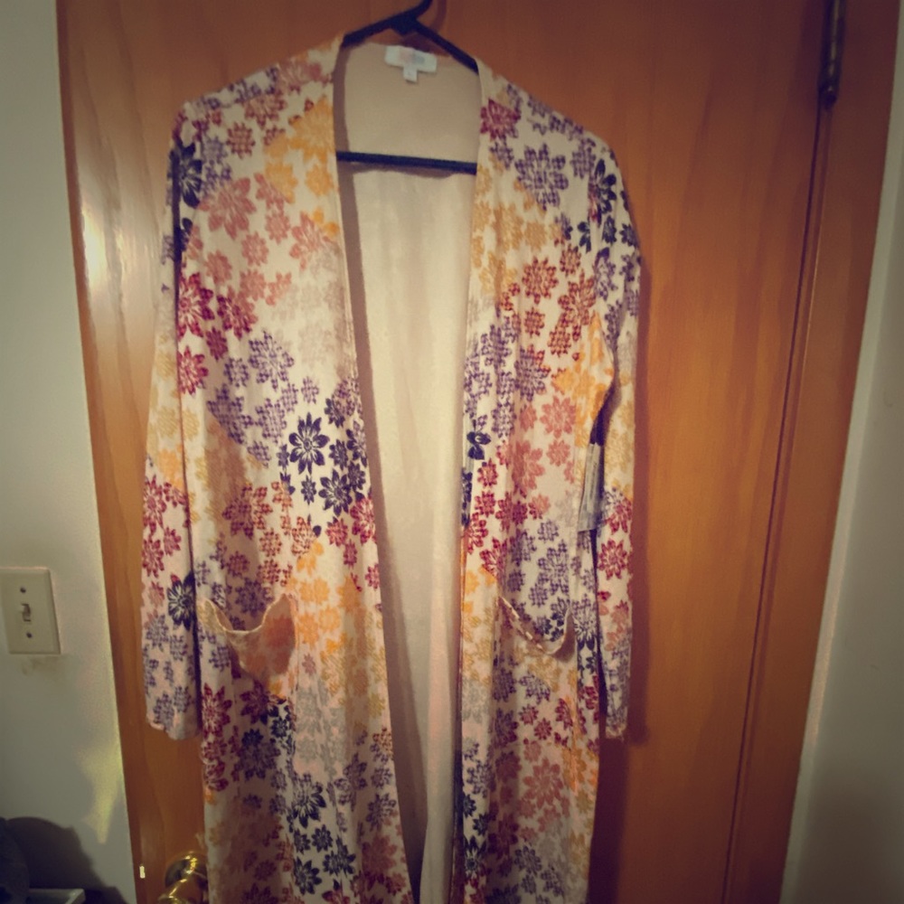Large Lularoe Sarah New with Tags